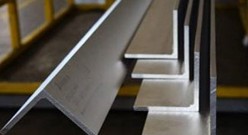 STAINLESS STEEL EQUAL ANGLE